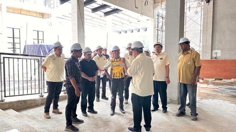 LAWATAN KPKR DAN TKPKR (BANGUNAN) KE TAPAK PROJEK PEMBINAAN MAHKAMAH BAHARU SIK